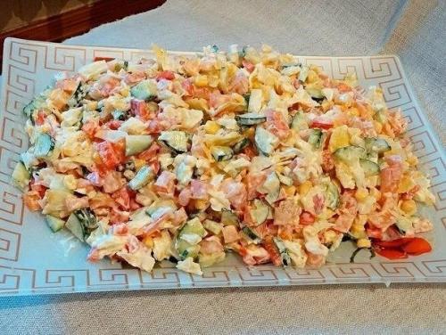 Салат Мечта очень вкусный.