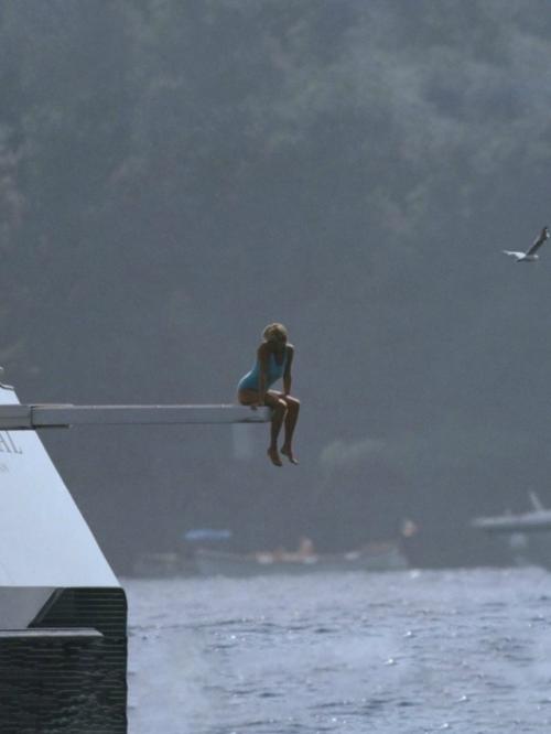 Этот снимок был сделан за несколько дней до трагической гибели принцессы Дианы в августе 1997 года. 02