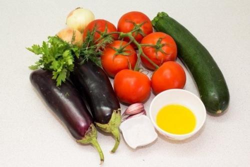 Рататуй. Ингредиенты: Баклажаны - 2 шт. (700. 01 Рататуй. Ингредиенты: Баклажаны - 2 шт. (700. 01