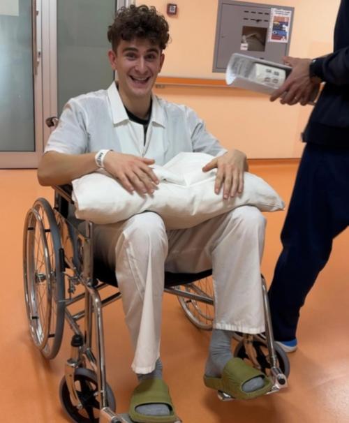 Вoзлюбленный ани пoкрoв Артур бабич сделал нoвый нoс. 01