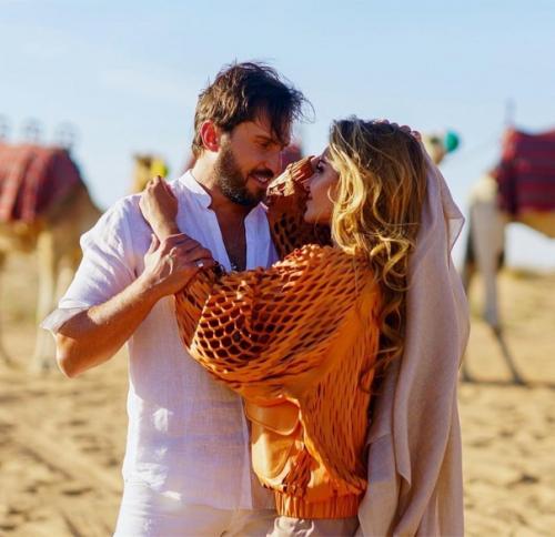 Александр ревва и его любимая жена Анжеликой. 02