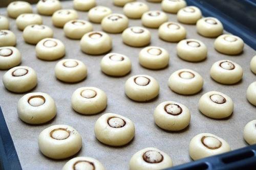 Печенье Грибочки.  Оригинальный рецепт приготовления ароматного печенья с добавлением крахмала. 06