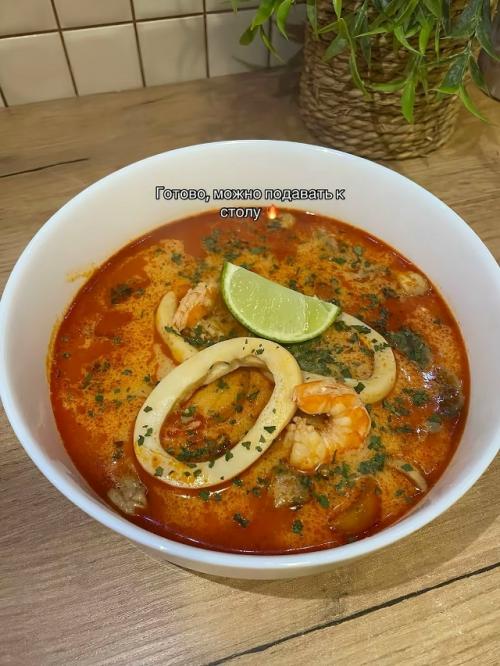 Том ям - пожалуй, самый популярный остро - кислый тайский суп, который любят уже не , внимание, только в Азии, но и по всему миру. 06