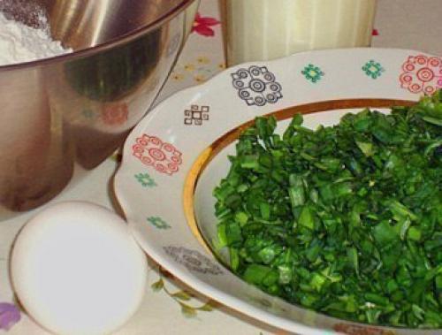 Оладьи на кефире с зеленым луком. 01