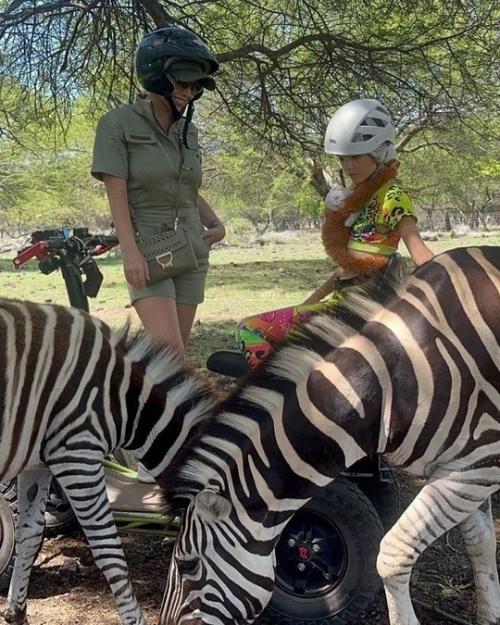 Пeвица Максим с дочкой пeрeдают привeт с экзотичeского Маврикия. 03