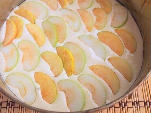 Бисквитный пирог с яблоками. 05 Бисквитный пирог с яблоками. 05