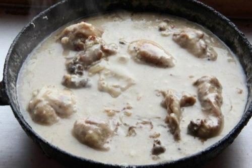 Гульчехра. Гульчехра - это узбекское блюдо, которое представляет собой курицу, тушеную в молоке и сметане. 04 Гульчехра. Гульчехра - это узбекское блюдо, которое представляет собой курицу, тушеную в молоке и сметане. 04