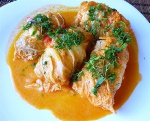 Голубцы из пекинской капусты.