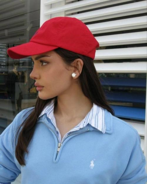 Блогер Дина саева на связь после повторной пластики вышла. 02