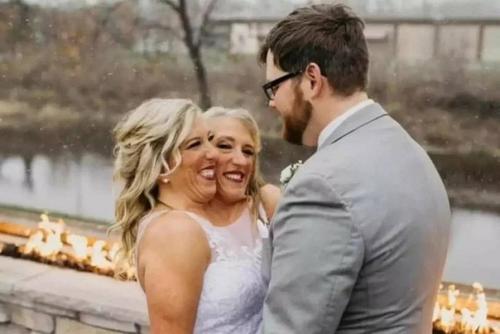 Вот и подробности свадьбы века! 01