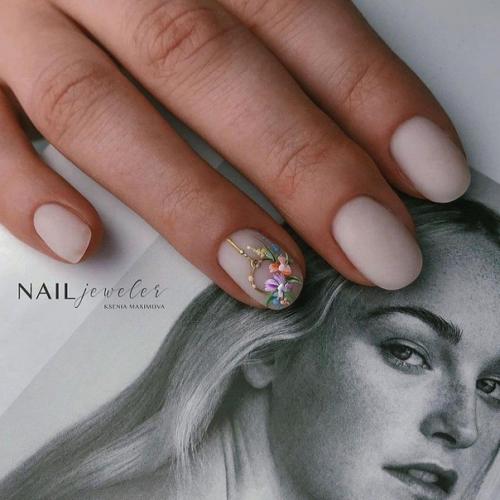 Я никогда не перестану любить нюд. 01