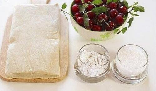 Слойки с вишней. 01 Слойки с вишней. 01