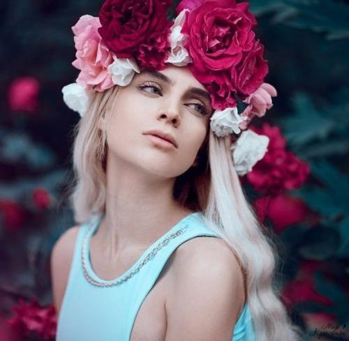 Избавляемся от морщит под глазами.

