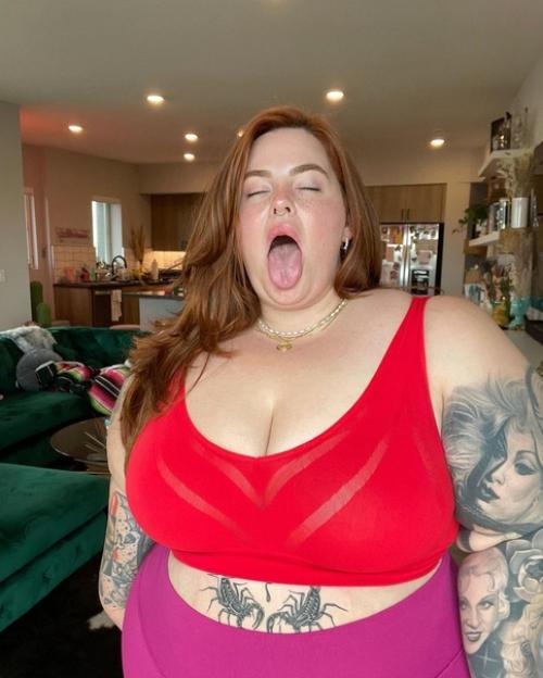 Плюс - сайз модель тесс холлидей пожаловалась, что ее довели до анорексии. 01