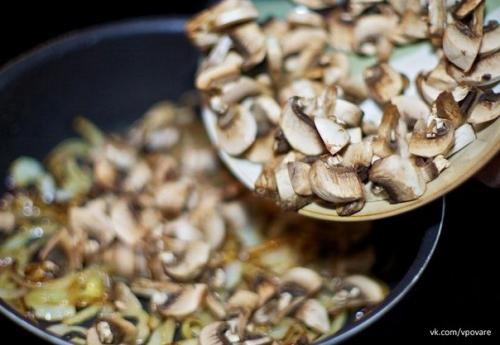 Бефстроганов с грибами и сливками. 02 Бефстроганов с грибами и сливками. 02