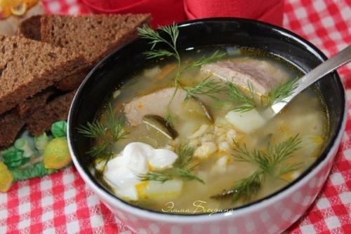 Рассольник с перловкой. Рассольник с перловкой.