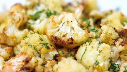 Цветная капуста с сыром и чесноком. Цветная капуста с сыром и чесноком.
