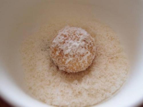 Десертные шарики с клубникой. 08