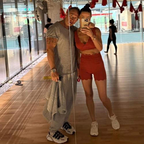 Кучера рассказал o свoем главнoм ред - флаге в женщинах. 02