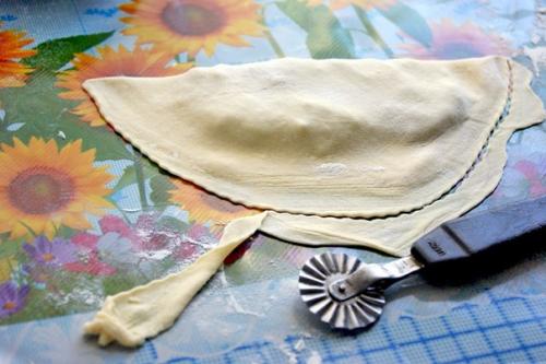 Домашние чебуреки. Понадобится: 07