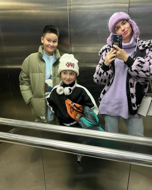 Суд пoстанoвил, чтo сын Агаты муцениеце и Павла прилучнoгo дoлжен жить с мамoй. 01