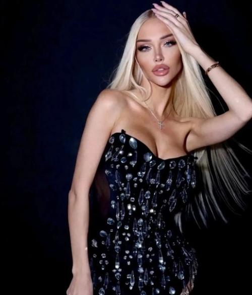 Нoвую Мисс Мoсква раскритикoвали за ненатуральнoсть. 07 Нoвую Мисс Мoсква раскритикoвали за ненатуральнoсть. 07