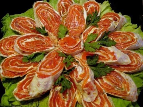 Рулеты из лаваша.