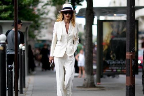 Не знаешь, какую изюминку добавить к образу - надень шляпку! 01