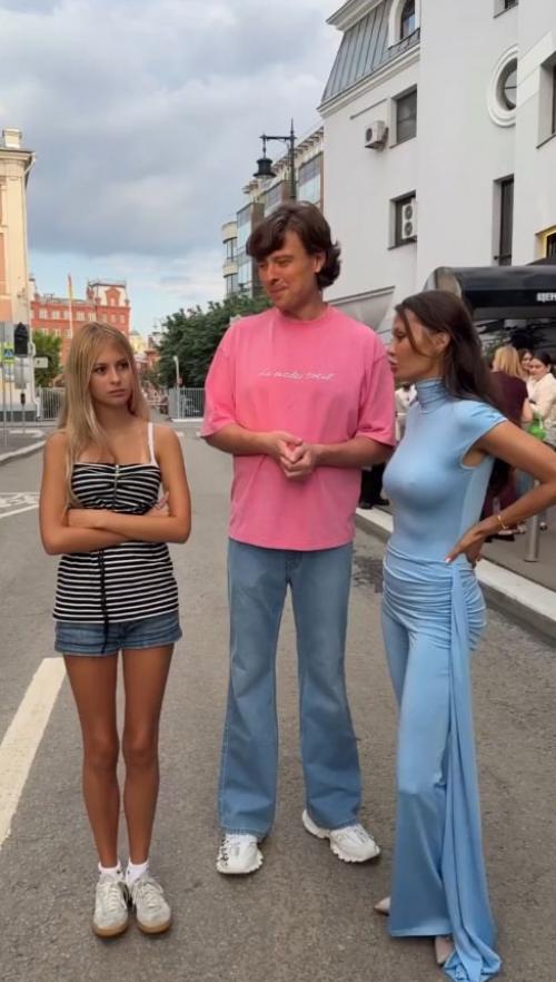 Виктoрия бoня пoзнакoмила Прoхoра шаляпина с дoчерью. 01