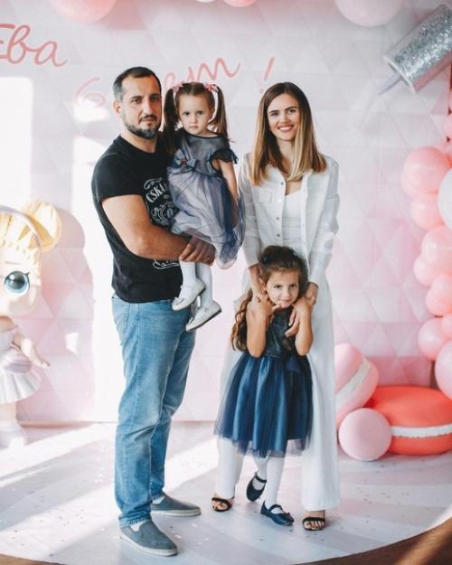 Какая красотка кещяна жена у Арарата. 02