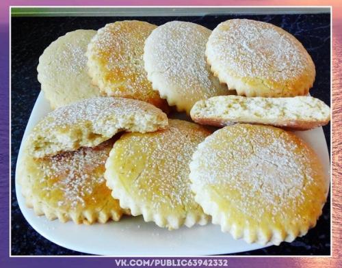 Вкуснющий рецептик. Очень нежные и мягкие молочные коржики. Вкуснющий рецептик. Очень нежные и мягкие молочные коржики.