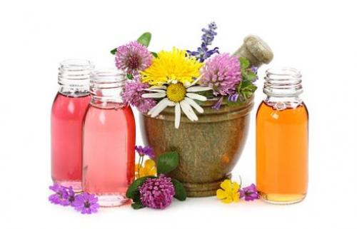 Базовые, эфирные масла и травы для добавления в шампунь. 

