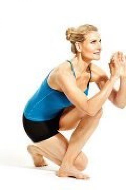 8 упражнений от застоя мышц на работе. 

