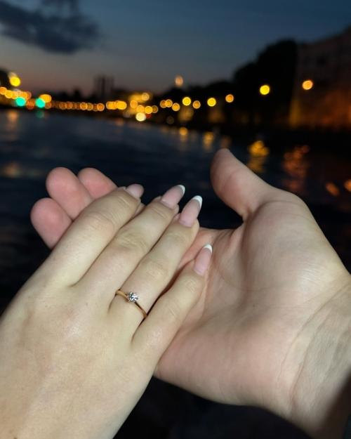 Яна рудковская свадeбноe платьe Алeксандры Трусовой показала. 01