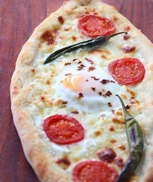 Пиде. Ингредиенты: - 400 г муки. Пиде. Ингредиенты: - 400 г муки.