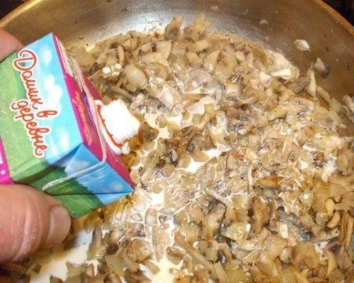 Иногда жульен можно вместе с кокотницей съесть. 06 Иногда жульен можно вместе с кокотницей съесть. 06