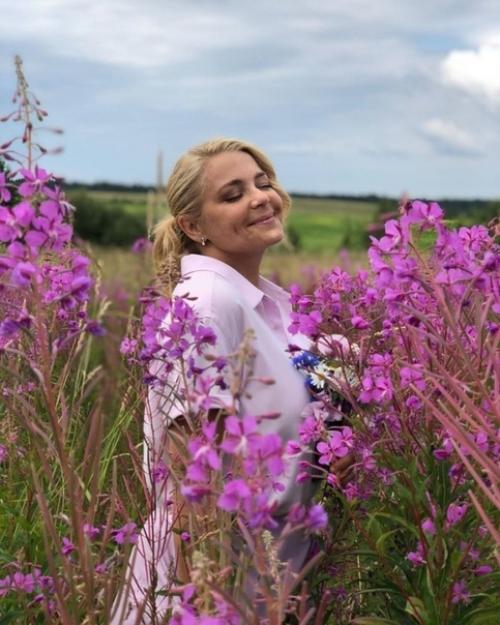 Актриса Ирина пегова с дочерью Татьяной. 04