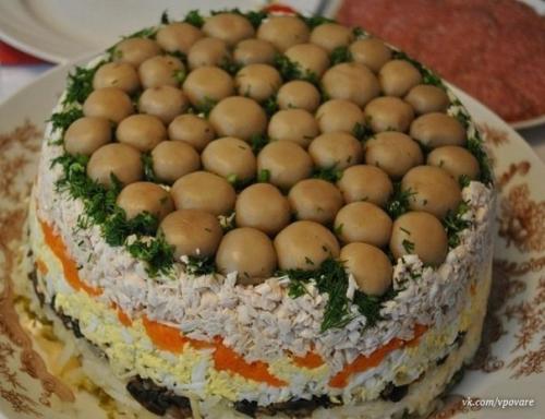 10 рецептов приготовления праздничных салатов. 07