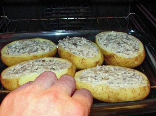 Иногда жульен можно вместе с кокотницей съесть. 08 Иногда жульен можно вместе с кокотницей съесть. 08